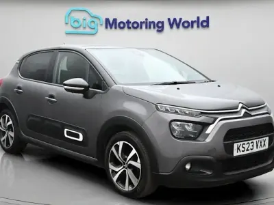 Begagnad Citroën C3 PureTech 110 HK (80 kW) 2023 Grå Halvkombi
