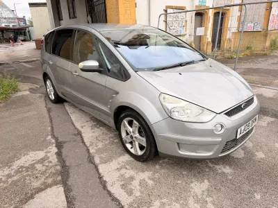 Used Ford S-MAX Titanium 145 HP (106 kW) 2009 Silver MPV