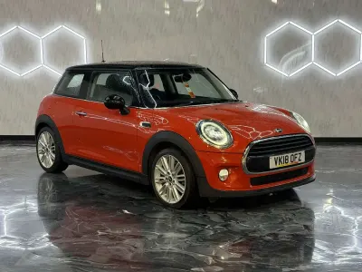 Used Mini Cooper D Hatch 2018 Orange Hatchback