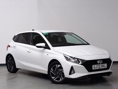 Used Hyundai i20 SE 100 HP (73 kW) 2023 White Hatchback