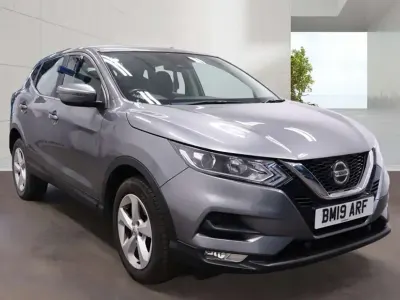Used Nissan Qashqai Acenta Premium 115 HP (84 kW) 2019 Grey SUV