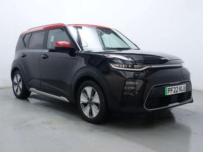 Black Used 2022 Kia Soul EV SUV | £12,000 (Fair price)