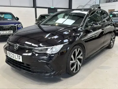 Used VW Golf VIII R-line 150 HP (110 kW) 2023 Black Hatchback