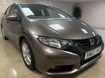 Used Honda Civic ES 142 HP (104 kW) 2013 Brown Hatchback