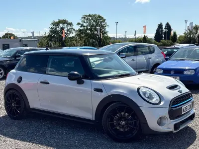 Used Mini Cooper S Hatch 2015 Silver Hatchback