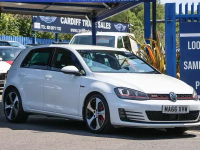 Used VW Golf VII GTI 230 HP (169 kW) 2016 White Hatchback