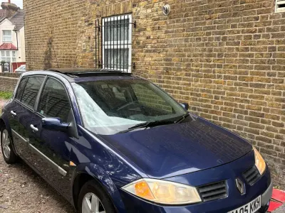Used Renault Mégane II Dynamique 113 HP (83 kW) 2005 Blue Hatchback