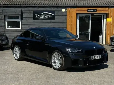 Begagnad BMW M2 Shadowline 460 HK (338 kW) 2024 Svart Sportkupé