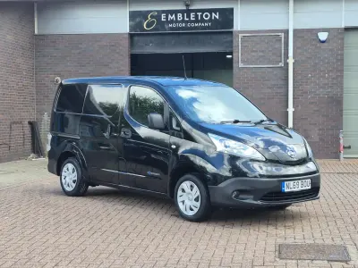 Gebraucht Nissan e-NV200 Acenta 80 kW (109 PS) 2019 Schwarz Van / Kleinbus