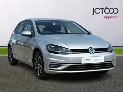 Used VW Golf VIII Edition 147 HP (108 kW) 2020 Silver Hatchback