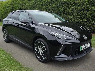New MG MG4 EV Trophy 319 kW (435 HP) 2025 Hatchback