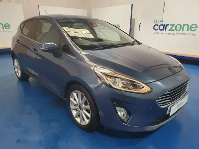 Usado Ford Fiesta Titanium 120 HP (88 kW) 2019 Azul Citadino
