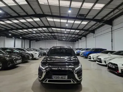 Used Mitsubishi Outlander P-HEV 2019 Black SUV