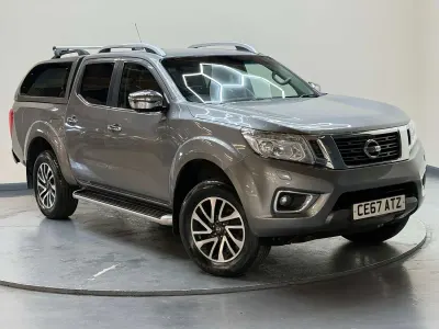 Used Nissan Navara Tekna 190 HP (139 kW) 2017 Grey Pickup