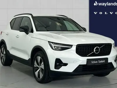 Used Volvo XC40 Plus 208 HP (152 kW) 2023 White SUV