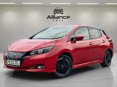Used Nissan Leaf N-Connecta 110 kW (150 HP) 2023 Red Hatchback