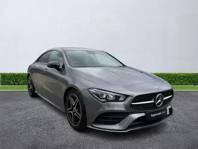 Usado Mercedes CLA220 Executive 2022 Cinzento Sedan
