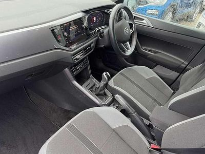 Used VW Polo Style 95 HP (69 kW) 2023 Silver Hatchback