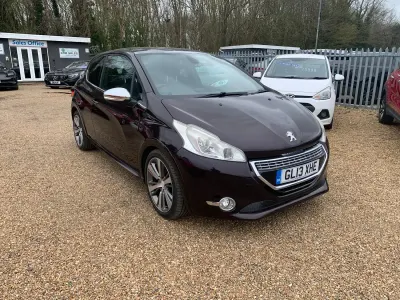Used Peugeot 208 2013 Purple Hatchback
