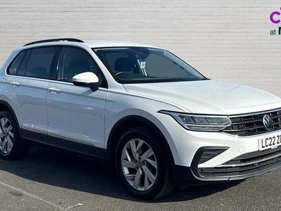 Używany VW Tiguan Life 150 KM (110 kW) 2022 Biały SUV