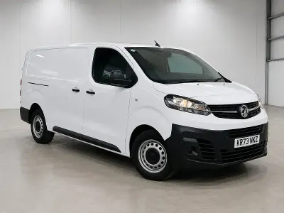 Used Vauxhall Vivaro S 100 HP (73 kW) 2023 White MPV