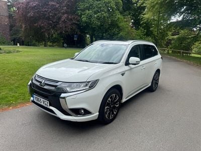 Mitsubishi Outlander P-HEV