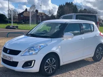 Used Suzuki Swift 2015 White Hatchback