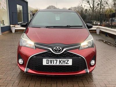 Used Toyota Yaris Design 99 HP (72 kW) 2017 Red Hatchback