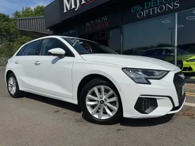 Used Audi A3 Sportback Comfort 150 HP (110 kW) 2021 White Hatchback