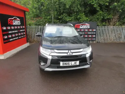 Used Mitsubishi Outlander 150 HP (110 kW) 2016 Black SUV