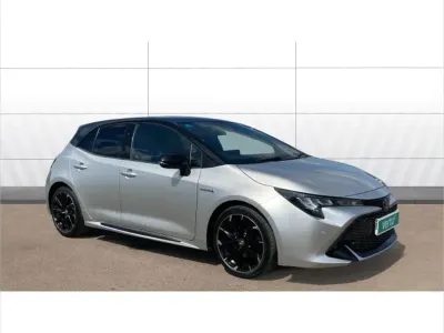 Begagnad Toyota Corolla Sport 184 HK (135 kW) 2020 Silver Halvkombi