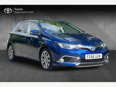 Used Toyota Auris Hybrid