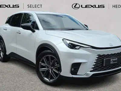 Used Lexus LBX 136 HP (100 kW) 2026 White SUV