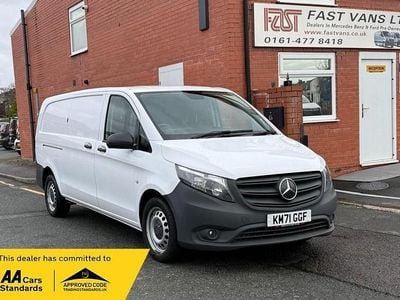 Used Mercedes Vito Progressive 160 HP (117 kW) 2021 White Van
