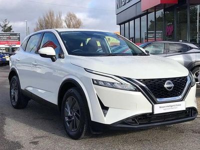 White Used 2022 Nissan Qashqai Acenta Premium SUV | £16,999 (Good price)