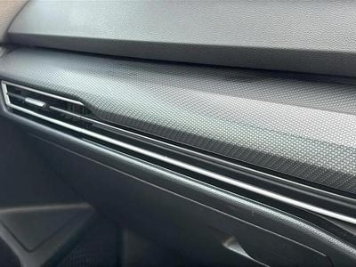 Used VW Golf VIII R-line 147 HP (108 kW) 2024 Grey Estate