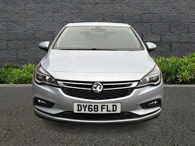 Used Vauxhall Astra SRi 200 HP (147 kW) 2018 Silver Hatchback