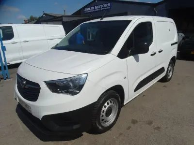 Used Vauxhall Combo Edition 2021 White MPV