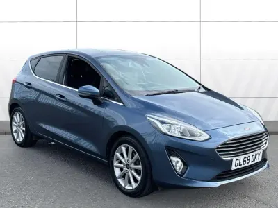 Używany Ford Fiesta Titanium 100 KM (73 kW) 2011 Hatchback
