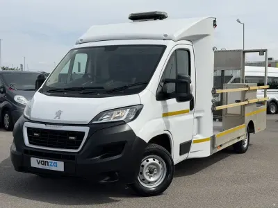 Used Peugeot Boxer 138 HP (101 kW) 2022 White Van
