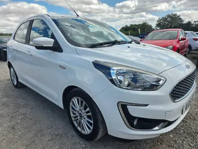 Used Ford Ka Plus Zetec 85 HP (62 kW) 2018 White Hatchback