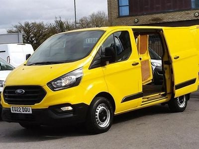 Used Ford Transit Custom Style 105 HP (77 kW) 2022 Yellow Van