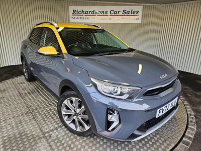 Used Kia Stonic 99 HP (72 kW) 2023 Grey SUV