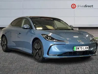 Usado MG IM5 300 kW (408 HP) 2026 Azul Citadino