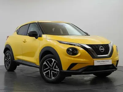 Used Nissan Juke N-Connecta 114 HP (83 kW) 2026 Yellow SUV