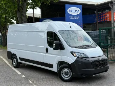 Nouă Peugeot Boxer 2026 Alb Van