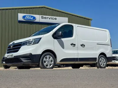 Używany Renault Trafic Business 130 KM (95 kW) 2023 Biały