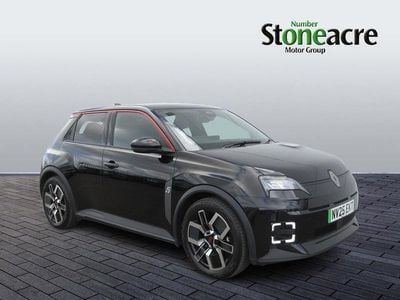 Used Renault R5 Komfort 110 kW (150 HP) 2025 Black Hatchback