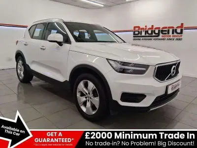 Used Volvo XC40 Momentum 2020 White SUV