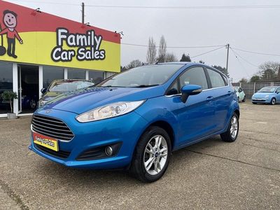 Used Ford Fiesta Zetec 2014 Blue Hatchback
